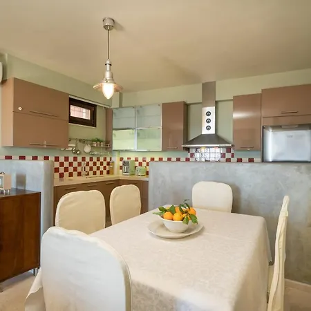 Сasa de vacaciones Saint George Castle With Sea View Livathos (Kefalonia)